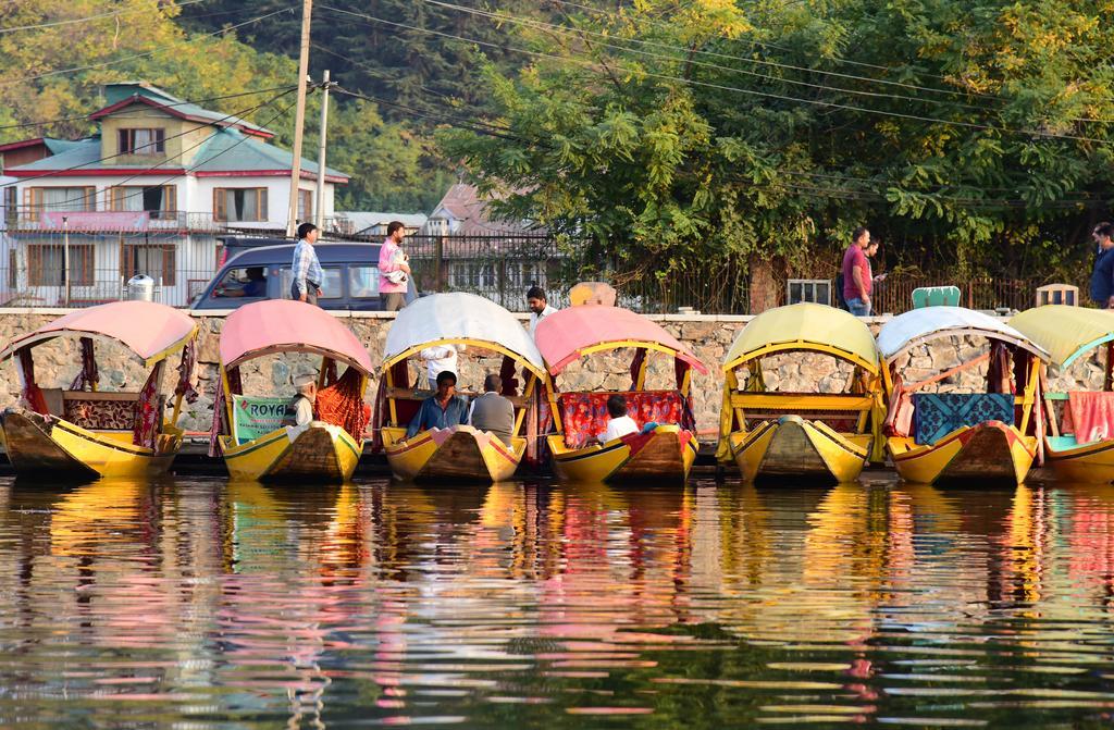 White House Group Of Houseboats Ξενοδοχείο Σριναγκάρ Εξωτερικό φωτογραφία